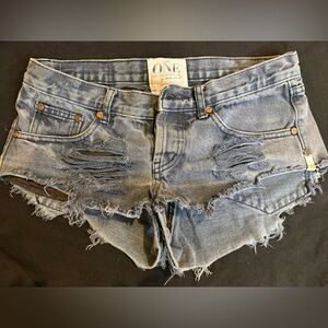 One Teaspoon Distressed Denim Shorts - Blue
